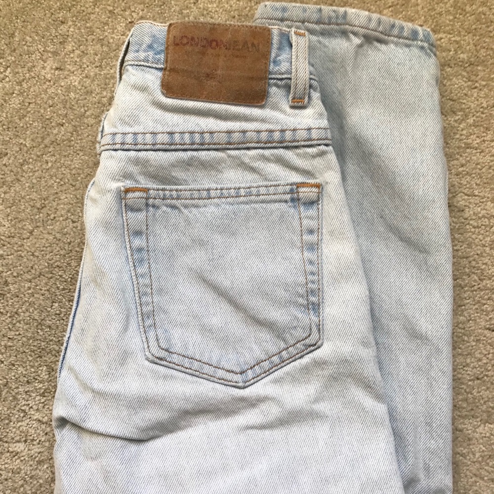 Vintage high waisted jeans